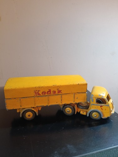 Camion dinky toys - camion,