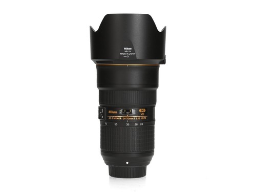 Nikon 70mm 2 - f/2.8, e