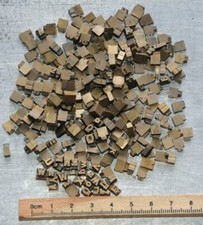 Lot de caractères à dorer matériel reliure dorure ancien cuir bronzelaiton rare