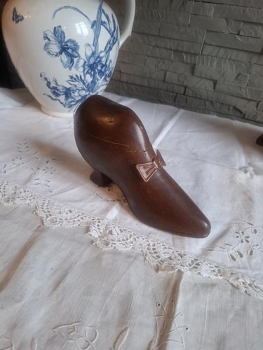 Ancienne grande boite - , forme