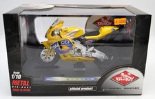 Die Cast “ Honda RC 211v - Max Biaggi - Team Camel Pramac Pons " Moto Gp Wound