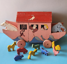 ANTIQUE WOODEN FLOOR TOY DECOR - NOAH'S ARK WITH 11 ANIMALS - 1937's