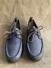 Chaussures bateau en cuir bleu