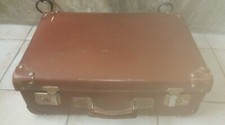 E5- Ancienne valise marron