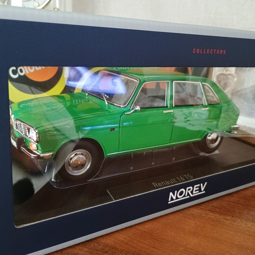 Renault verte de 1971 - renault,
