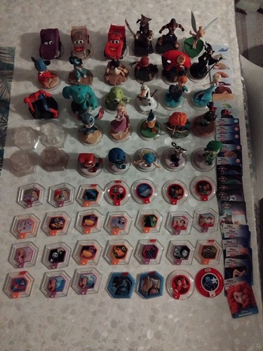 Lot figurines disney - 28,
