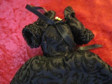 tenue pour poupée mannequin