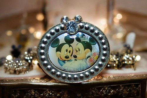 Pin tokyo disneyland vintage - disneyland,