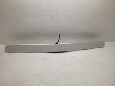 Cache lumière plaque