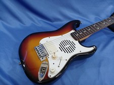 Guitare électrique FENDER