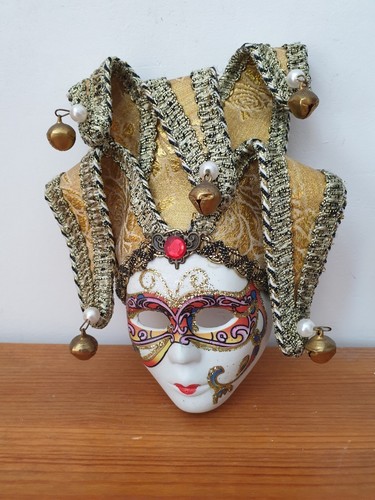 Magnifique petit masque