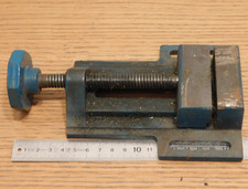 étau support base de PERCEUSE