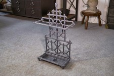 Porte-parapluie en fonte