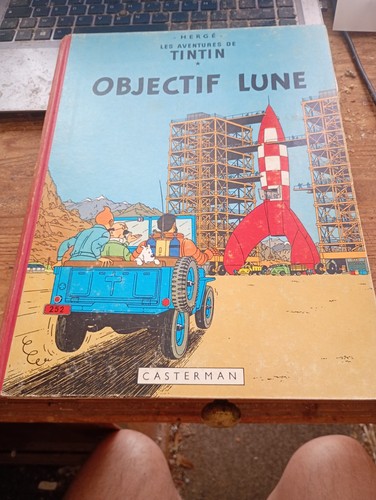 Objectif lune tintin - lune, herge