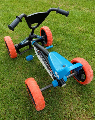 Kart pédales berg model - à,