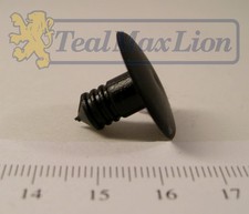 Piton plastique tapis de malle