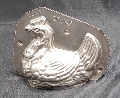Ancien moule chocolat - à,