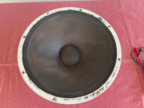 Peavey black widow 1801 - 18",