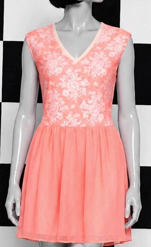 Robe dentelle fleurie - robe,