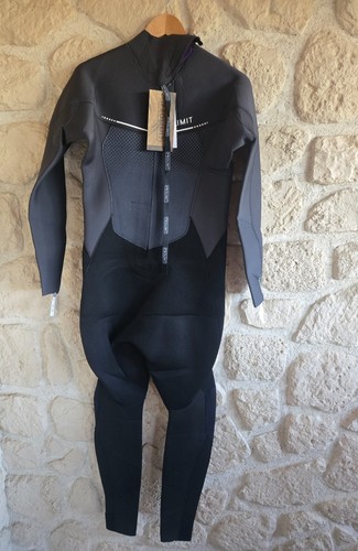 Combinaison grise noire - combinaison, et