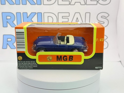 Cabriolet 43 nouveau - 1/43,