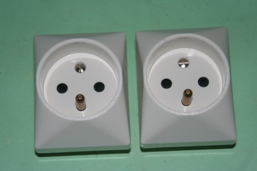 Lot prises p - 2,