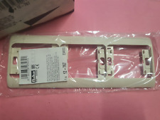 Niko 12-767 - Plaque Triple NIKO Horizontale CREME entraxe 71mm Enjoliveur NIKO