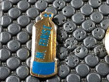  PINS PIN BADGE SPORT DIVING DIVING SCUBA BOTTLE M SERIOUS