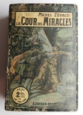 N16 Ancien Livre La Cour des