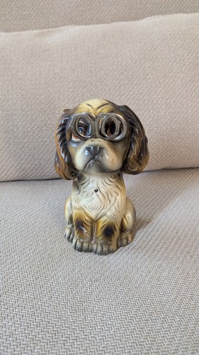 Chien porte couture céramique