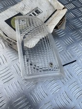 clignotant avant gauche (