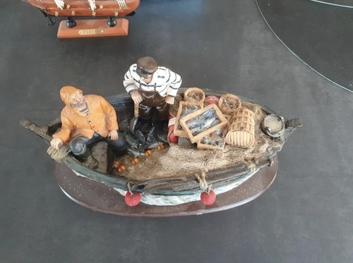 Figurine résine barque - résine,