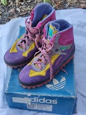 Ancienne Paire de Basket