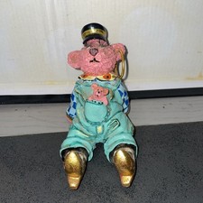 TOMS DRAG COMPAGNY  Ours