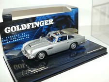ASTON MARTIN DB5 J. BOND Golfinger MINICHAMPS 1:43