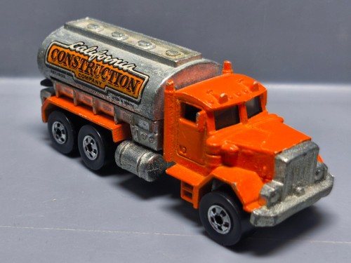 Hot wheels peterbilt tank - hot,