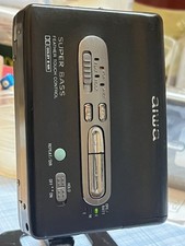 AIWA PORTABLE CASSETTE PLAYER