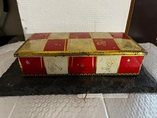 Boite métallique ancienne