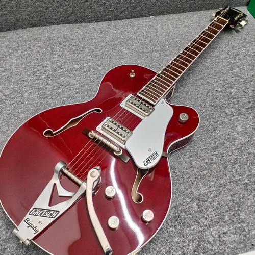 Guitare acoustique électrique