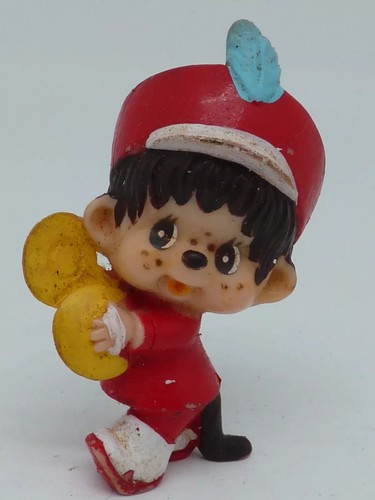 Figurine plastique en - ou,