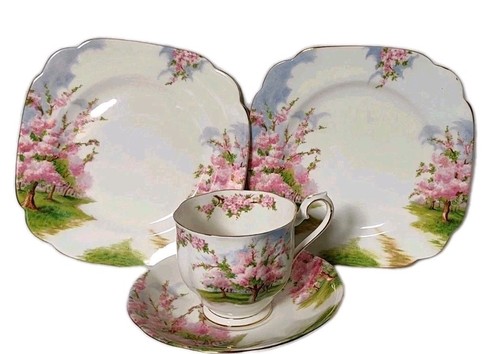 Royal albert bone china - royal,