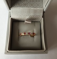 Demi alliance or 18k diamants