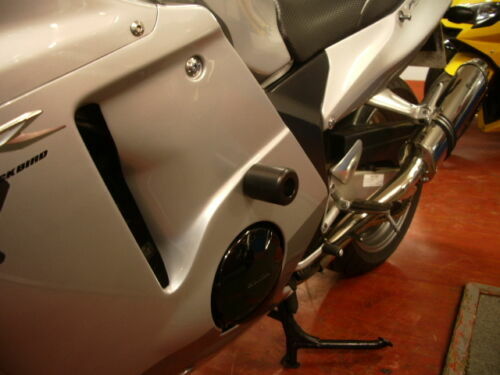 Honda cbr1100xx blackbird - honda,