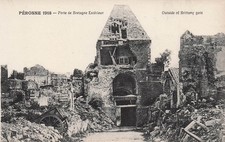 80 PERSONNE PORTE DE BRETAGNE