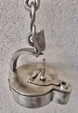 LAMPE À HUILE EN  BRONZE