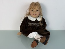 Poupée d&#039;artiste de