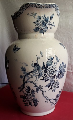 Ancien broc toilette - broc,