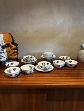 Ensemble de 9 tasses et 9