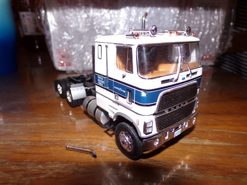 Def ford clt 9000 - 1/43,