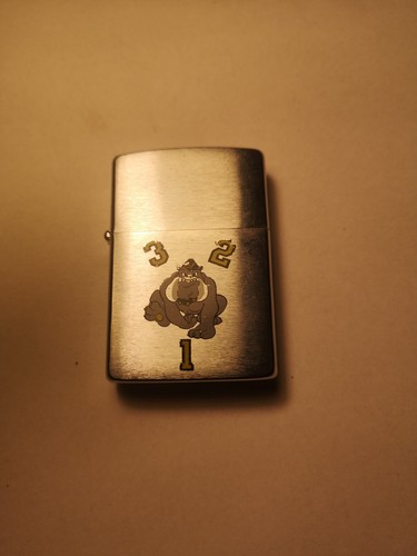 Zippo bouledogue - , 1